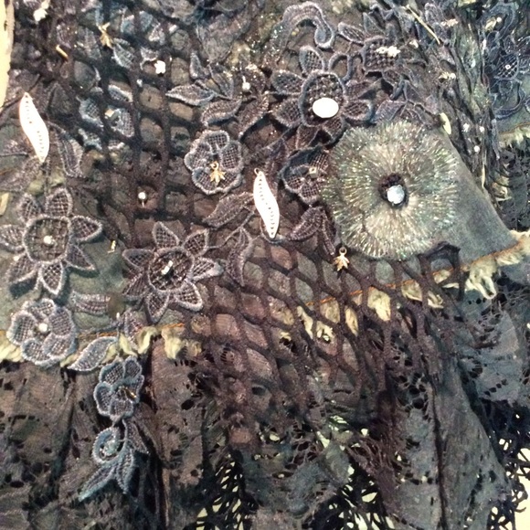 Bedazzled, yet slightly distressed denim skirt 😋 - Picture 2 of 8